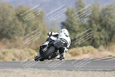 media/Oct-04-2025-CVMA (Sat) [[408bcdd6e4]]/Race 13-Amateur Supersport Open/